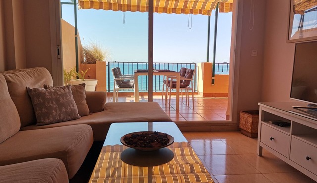Penthouse at the beach, FREE WIFI, panoramic views, Costa del Sol