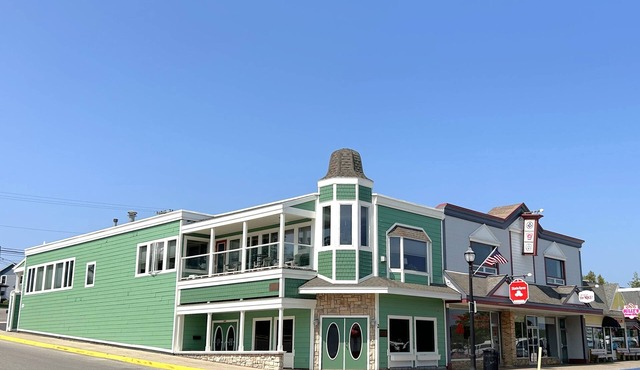 Pier Harbor Condo #2-Downtown