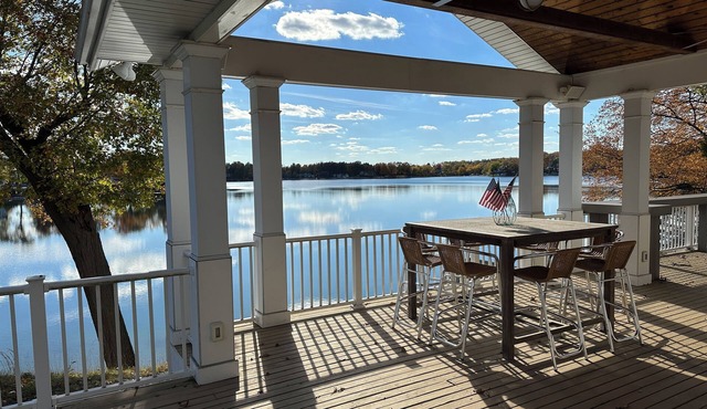 Pine Lake Cottage with Views
