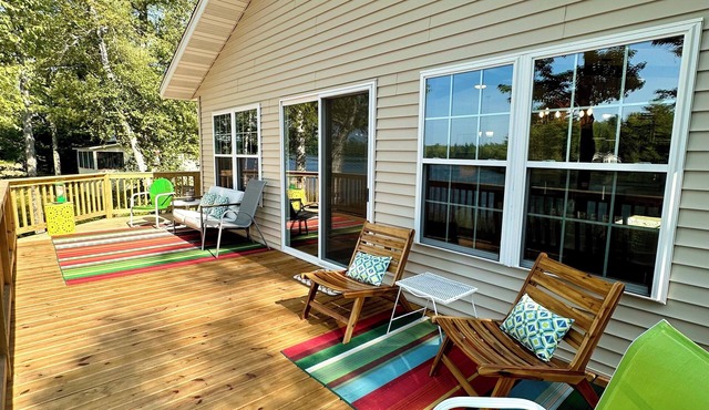 Pointview Cottage *A/C* overlooking Crooked Lake