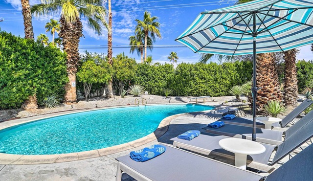 Pool & Mountain Views: Palm Springs Home!