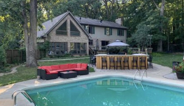 Private 5-Acre Bird Sanctuary Estate for Family and Friends!