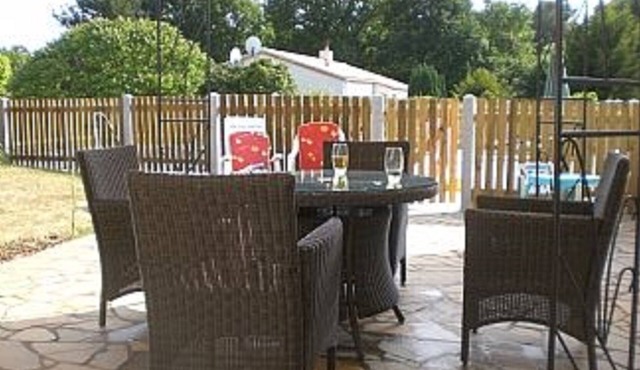 Private Detached Villa With Heated Pool, 20 Minutes From The Coast