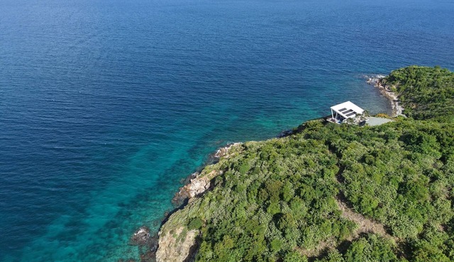 Private Oceanfront Villa for 2 | Plunge Pool | St. John USVI