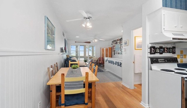 Quaint and quiet 2-bedroom lake front condo overlooking Lake Wawasee.