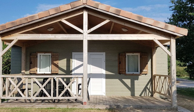 Quiet 2-bedroom chalet near Lake Jaunay