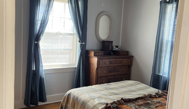 Rabbit Run - Cozy cottage in the heart of Walloon Lake Village. Family-friendly!