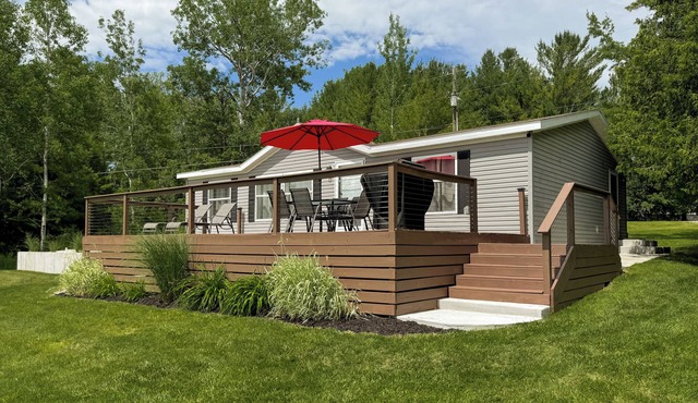 Riverside Cottage w/70' Private Dock - 5 Minutes From Town!