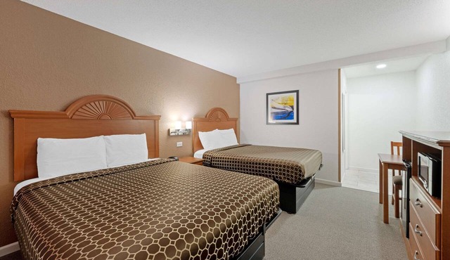 Rodeway Inn Terre Haute near University