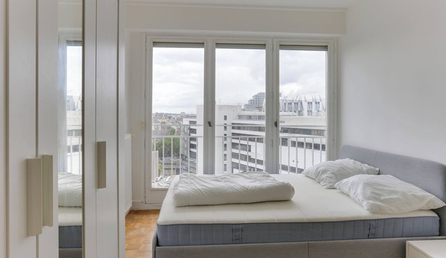 Room rental - mobility lease