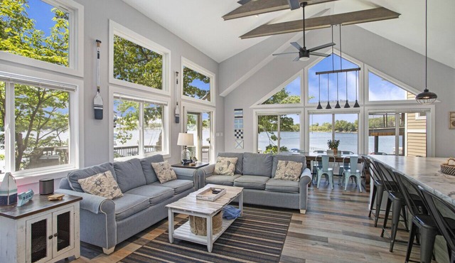 Rusted Anchor · 7 bedroom gem in Sister Lakes