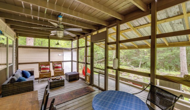 Rustic Creekside Cabin w/ Access to Jordan Lake