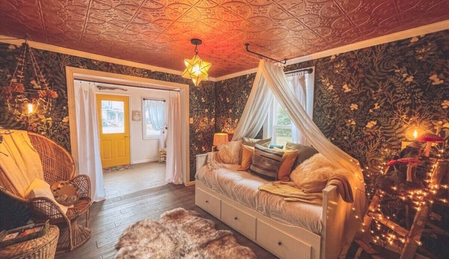 -Shingle Diggins Cottage-
