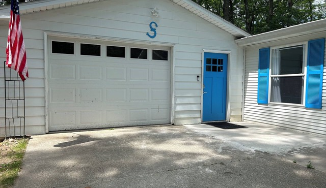 Sloanhouse, Centrally located with Houghton Lake views