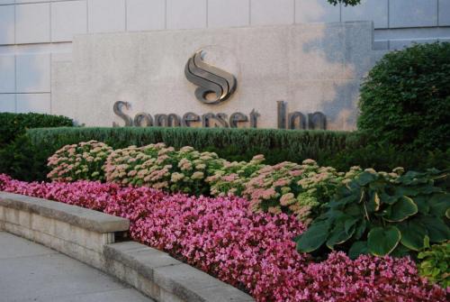 Somerset Inn, WorldHotels Distinctive