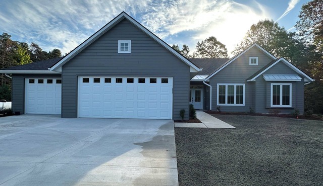 SOMETHING FOR EVERYONE, New 3+ BR, 4 Bath, Ranch, Game Rm, Fenced Yd & Pond