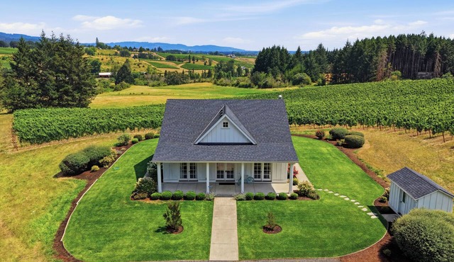 Southfield Cottage: A Perfect Wine Country Stay!