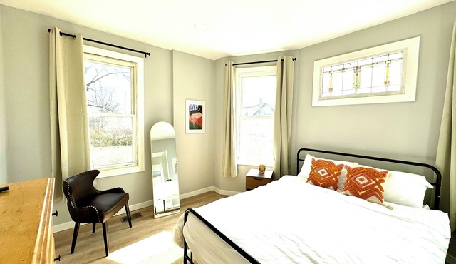 Spacious 2BR Cincinnati Apt | Prime Location in Cincinnati