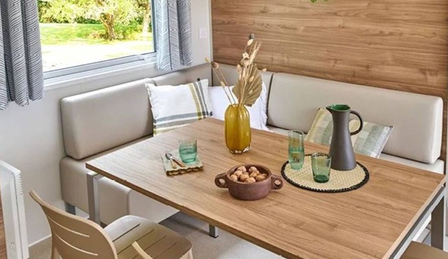 Spacious 3-Bedroom Mobile Home for 6 People - Terrace