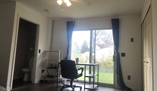 Spacious 4-bedroom house in charming Ann Arbor with AC, WiFi
