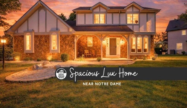 Spacious 6-Bed Luxury Home Near Notre Dame