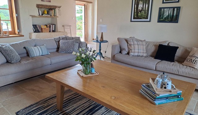 Spacious and comfortable vacation rental just a stone's throw from the Beauval Zoo