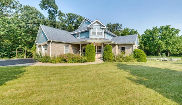 Spacious Beloit Retreat: Close to Parks & Trails!