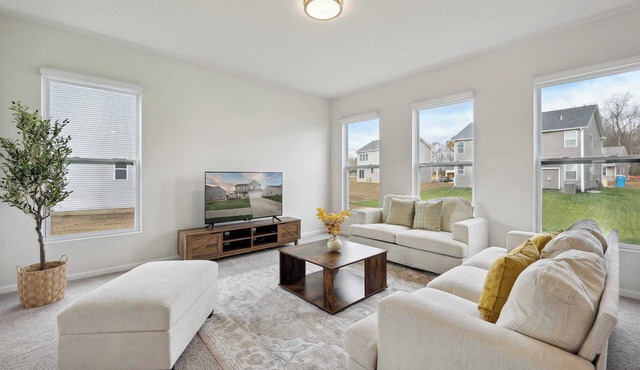 Spacious Charming 3BR Home｜Hardwood Flooring｜Garage Access｜Remote Lock #42177