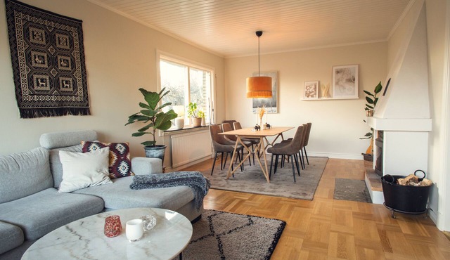 Spacious house close to the sea for the extended family