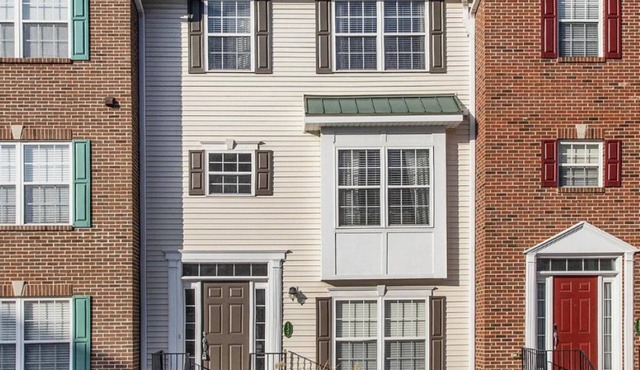 Spacious, walkable 3-bedroom townhome near Notre Dame and St. Mary's!