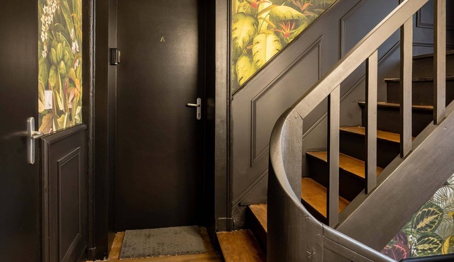 Studio B, in the city center, cozy and warm.