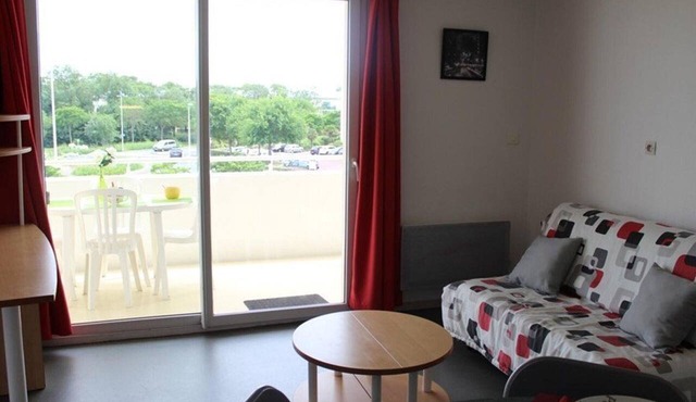 Studio cabin 4 pers La Rochelle with balcony, parking