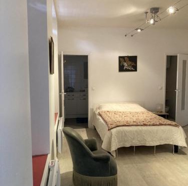 STUDIO hyper centre in Bagnoles de l'Orne
