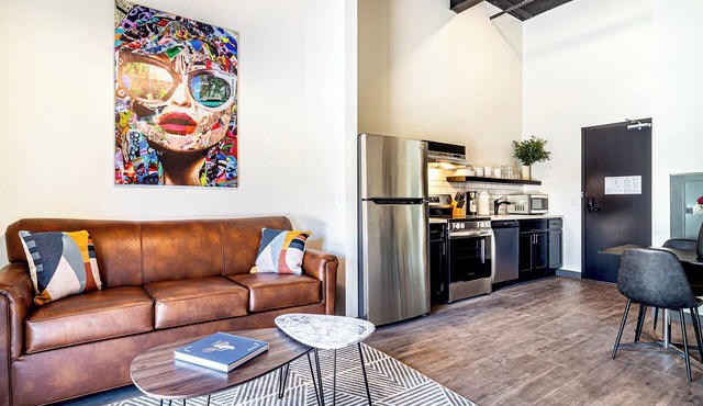 Studio queen with views of Lake Monona in the heart of downtown Madison