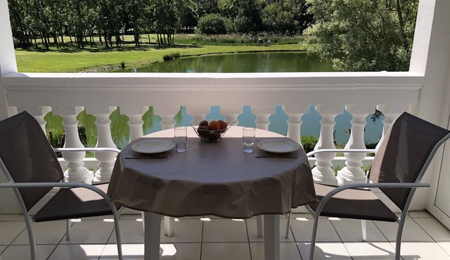 STUDIO VIEW ON LAKE PORT BOURGENAY TALMONT SAINT HILAIRE