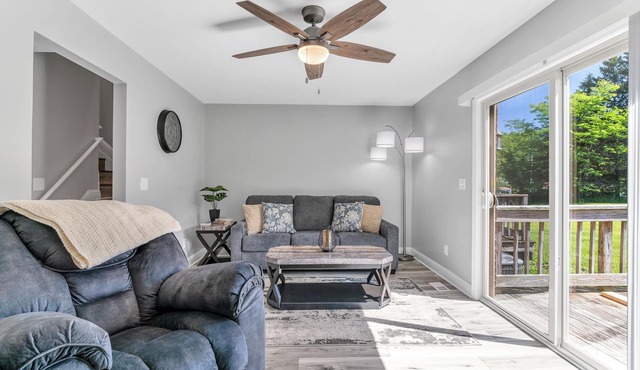 Stylish Groveland 2BR/2.5 Bath Townhome- Unit 6643