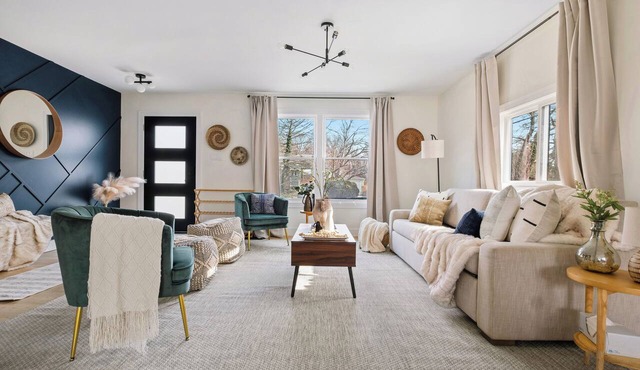 Suburban Haven: Cozy Escape with a Touch of Luxury