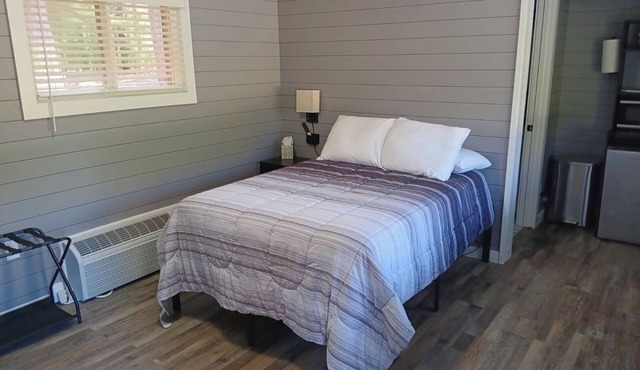 TeePee Room 3- Newly Renovated