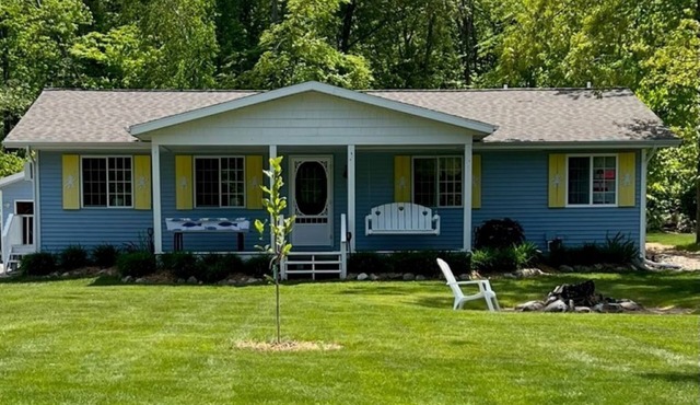 THE CHUNKY MONKEY COTTAGE DUNE VACATION IN SILVER LAKE MICHIGAN 3BED/2BATH