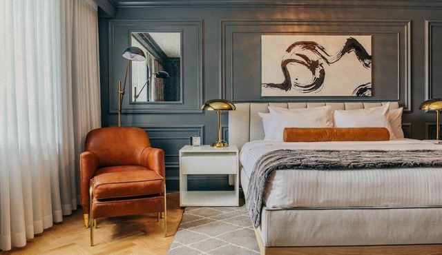 The Drake Oak Brook, Autograph Collection