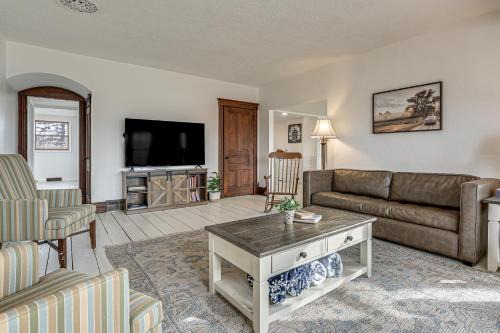 'The Farmhouse' - Spacious Country Retreat