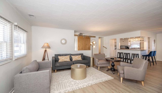 The Grand Elm Suite 2