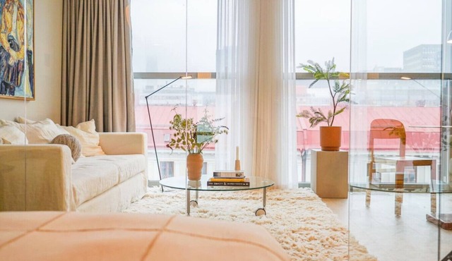 Thoughtfully Fine Designed 1BR | Prime Location