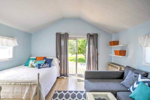 'Tiny House Cottage 6' w/Dock on Crooked Lake