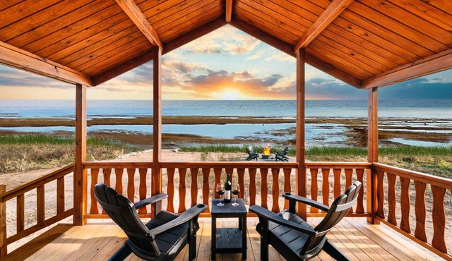 Tiny Log Cabin on Lake Michigan Shore Full Week Rental