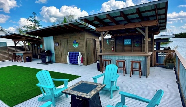 Torch Lake Sandbar Directly Across The Street With Outdoor Dock Slip Unit B