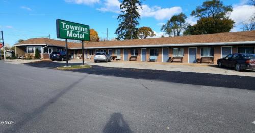 Town Inn Motel