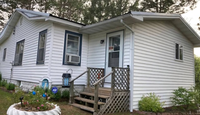 Tranquil cabin with AC in charming Argonne and 170 ft of frontage and 7 acres