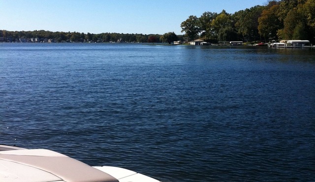 Tranquil haven on Lake James