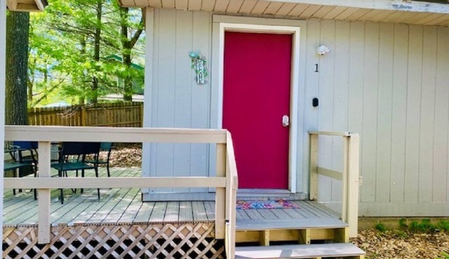 Traverse City 12 min to downtown, Spider Lake, On-site Rentals, Pet Friendly